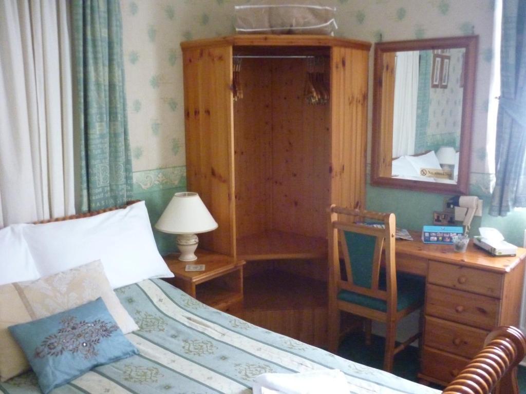 Bed and Breakfast Ashwood Grange à Torquay Chambre photo