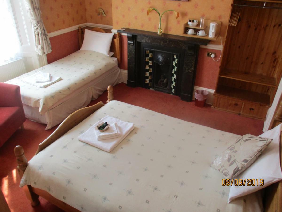 Bed and Breakfast Ashwood Grange à Torquay Extérieur photo
