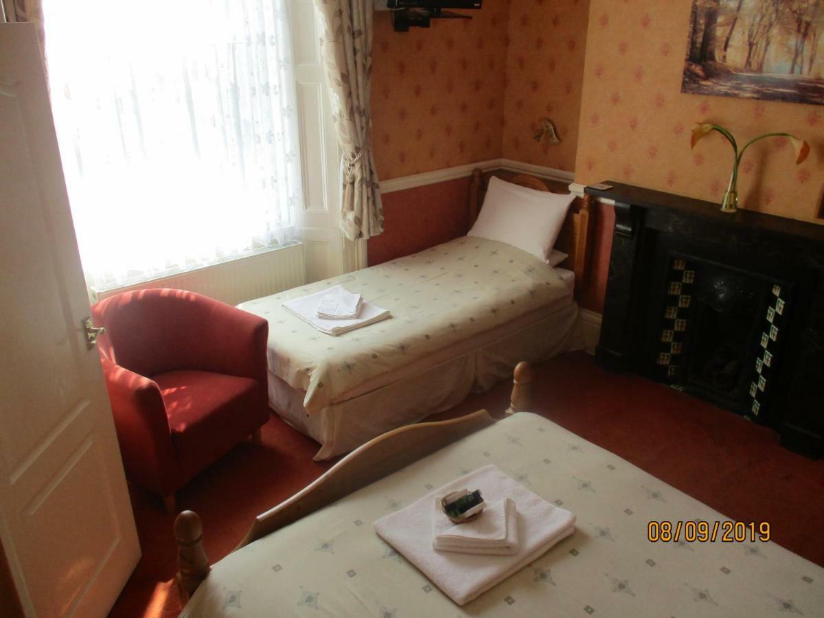 Bed and Breakfast Ashwood Grange à Torquay Extérieur photo